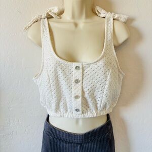 Wild Fable White Eyelet‎ Button Tank Top